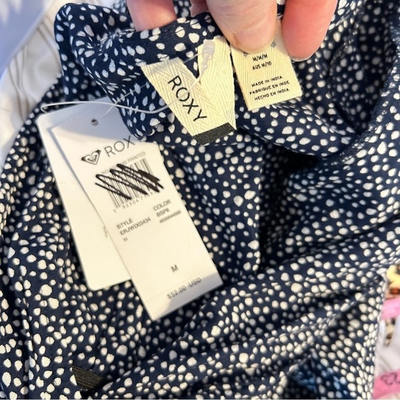 ROXY Blind Dreams Deep Vneck Faux Wrap In Mood Indigo Chaos Size Medium - Picture 13 of 15